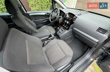 Мінівен Opel Zafira 2013 в 