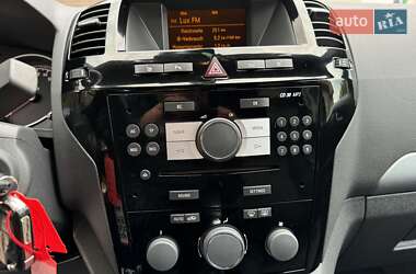 Мінівен Opel Zafira 2013 в 