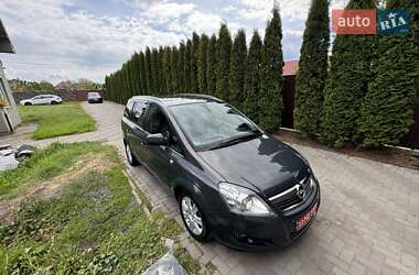 Мінівен Opel Zafira 2013 в 