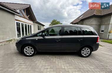 Мінівен Opel Zafira 2013 в 