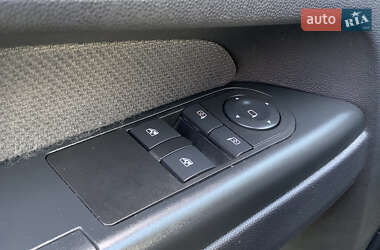 Мінівен Opel Zafira 2006 в 