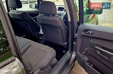 Минивэн Opel Zafira 2010 в 