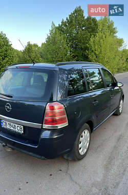 Минивэн Opel Zafira 2006 в 