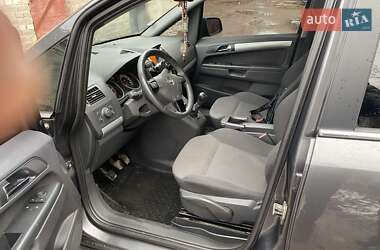 Минивэн Opel Zafira 2011 в 