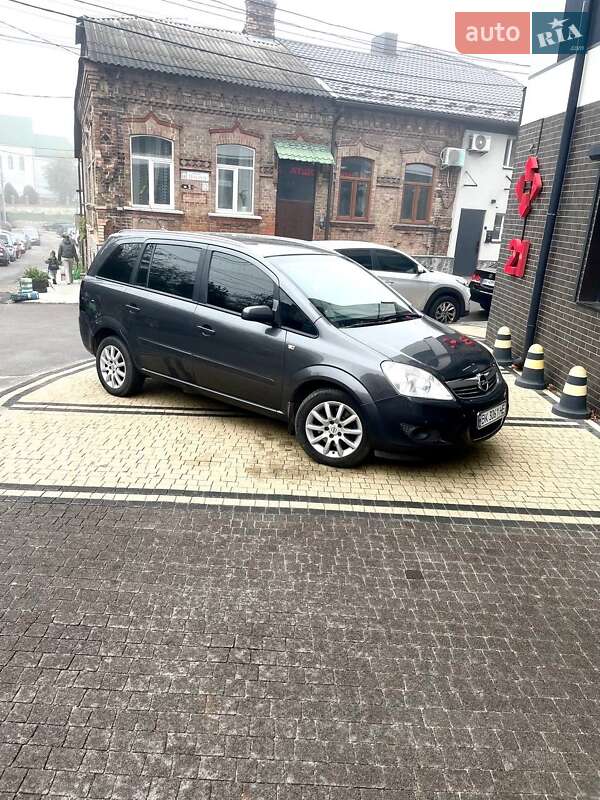 Мінівен Opel Zafira 2009 в Рівному