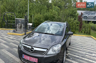 Минивэн Opel Zafira 2012 в Львове