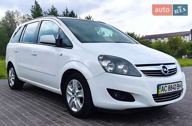 Минивэн Opel Zafira 2013 в Луцке