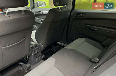 Мінівен Opel Zafira 2005 в 