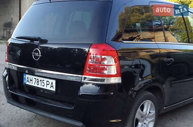 Мінівен Opel Zafira 2010 в 