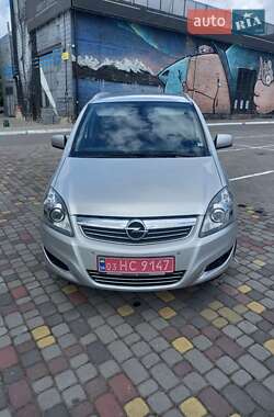 Минивэн Opel Zafira 2012 в Луцке