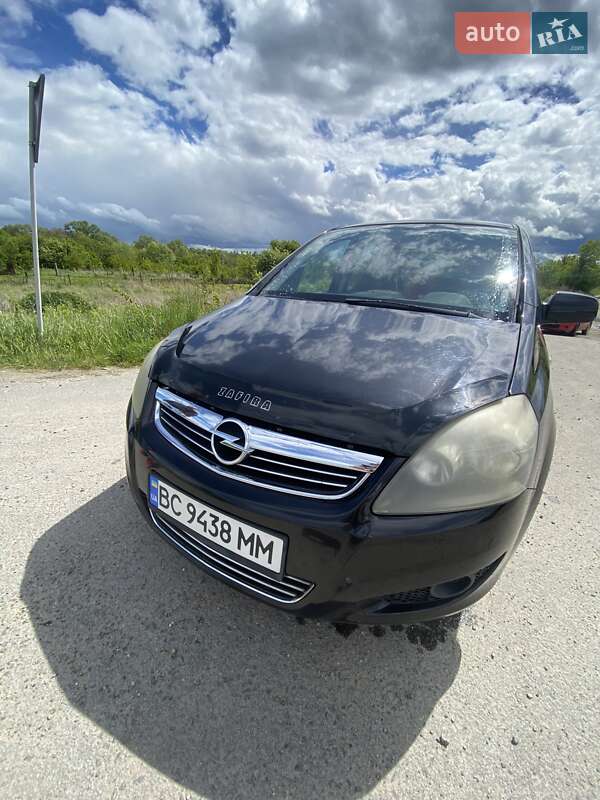 Мінівен Opel Zafira 2010 в Самборі