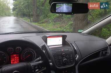 Мінівен Opel Zafira 2014 в 
