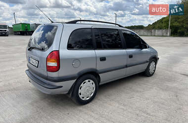 Минивэн Opel Zafira 2001 в 