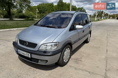 Минивэн Opel Zafira 2001 в 