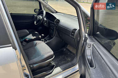 Минивэн Opel Zafira 2001 в 