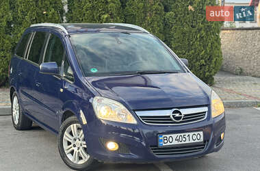 Мінівен Opel Zafira 2010 в 