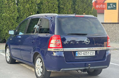 Мінівен Opel Zafira 2010 в 