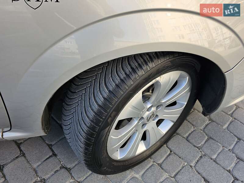Мінівен Opel Zafira 2008 в Тернополі
