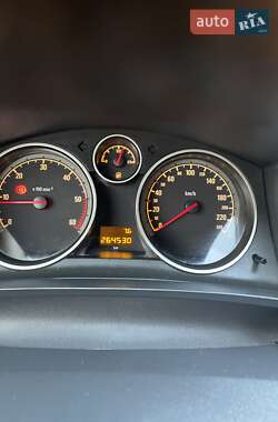 Минивэн Opel Zafira 2007 в 