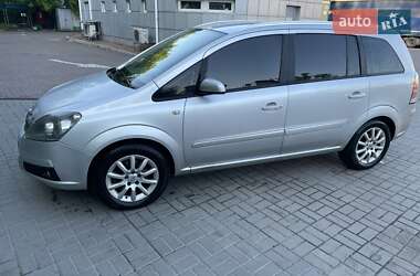 Минивэн Opel Zafira 2007 в 