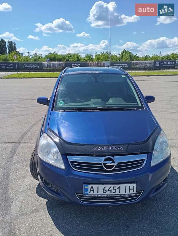 Мінівен Opel Zafira 2008 в Києві