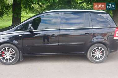 Минивэн Opel Zafira 2008 в 
