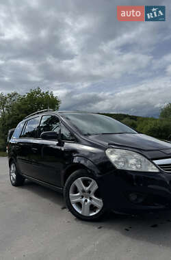 Минивэн Opel Zafira 2008 в Надворной