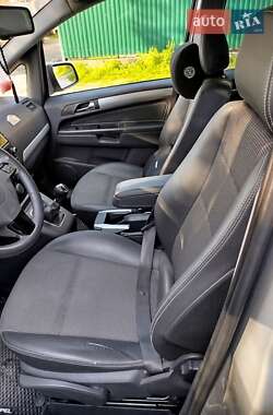 Мінівен Opel Zafira 2011 в Василькові