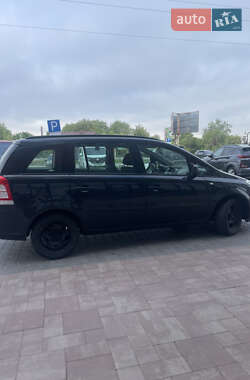 Минивэн Opel Zafira 2012 в 