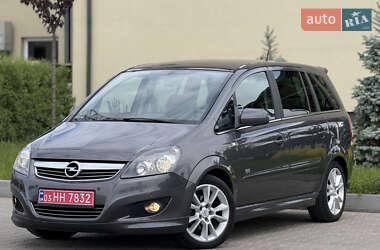 Мінівен Opel Zafira 2011 в Луцьку