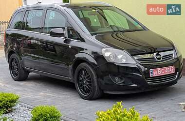 Мінівен Opel Zafira 2010 в Дубні