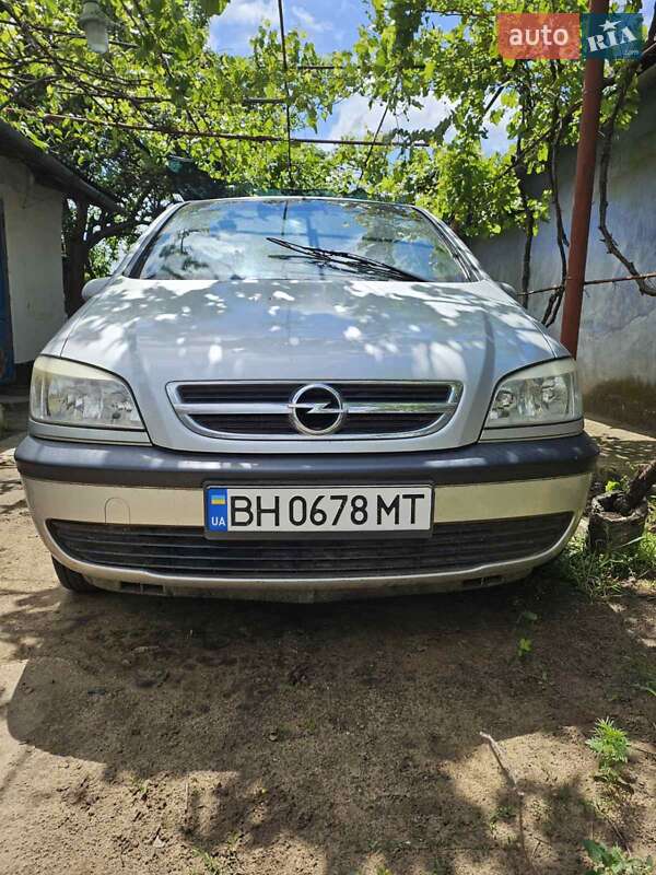 Минивэн Opel Zafira 2004 в Одессе
