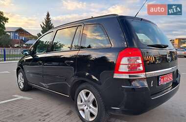 Минивэн Opel Zafira 2009 в 