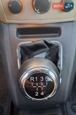 Минивэн Opel Zafira 2009 в 