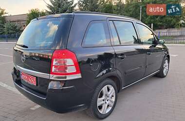 Минивэн Opel Zafira 2009 в 