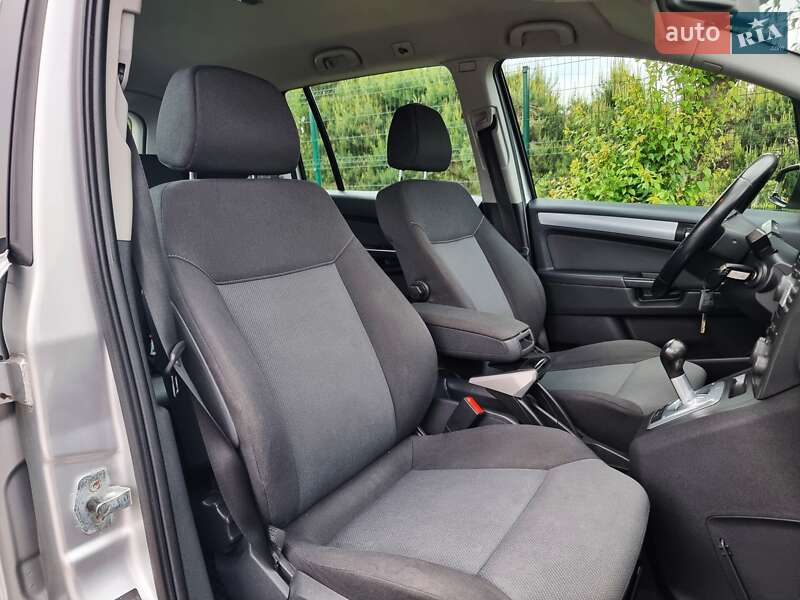 Мінівен Opel Zafira 2007 в Хмельницькому