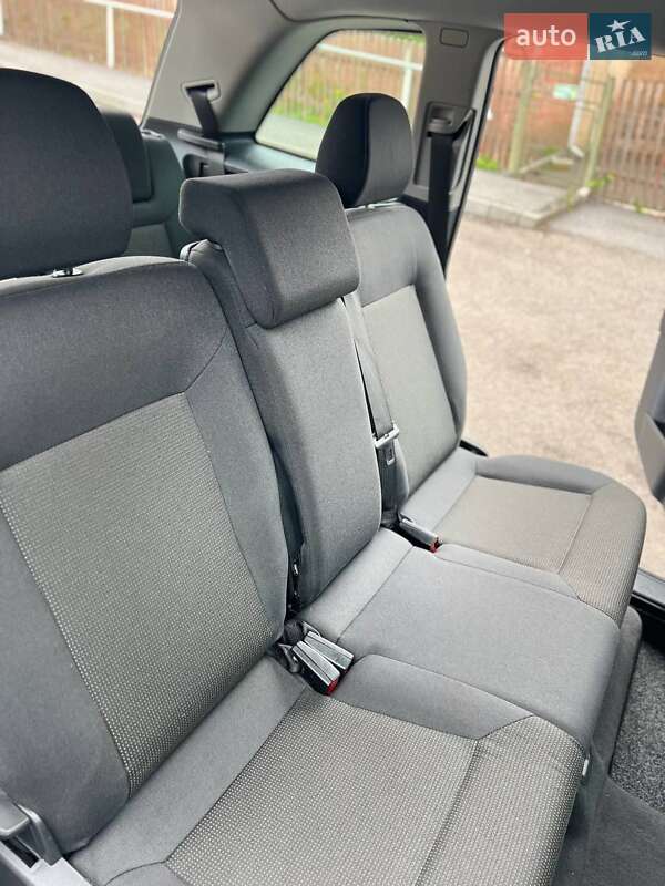 Минивэн Opel Zafira 2009 в Хмельницком