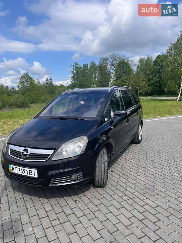 Opel Zafira 2005