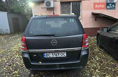Минивэн Opel Zafira 2010 в Львове