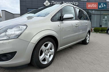 Минивэн Opel Zafira 2009 в 