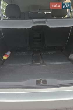 Минивэн Opel Zafira 2010 в 