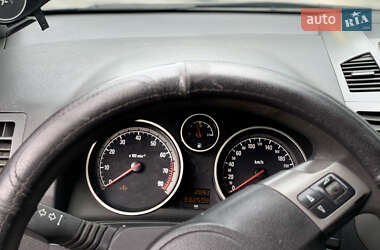 Мінівен Opel Zafira 2005 в 