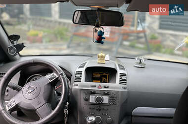Мінівен Opel Zafira 2005 в 