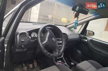 Мінівен Opel Zafira 2003 в Малинцях