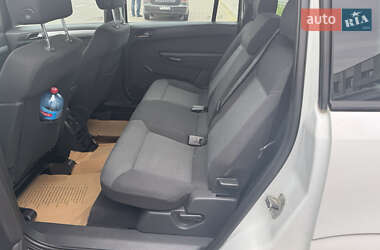 Минивэн Opel Zafira 2008 в 