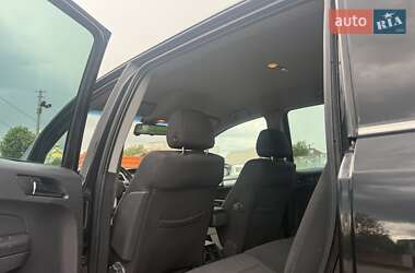 Минивэн Opel Zafira 2009 в 