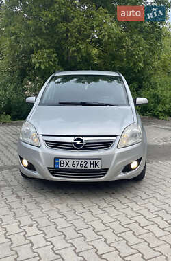 Мінівен Opel Zafira 2008 в Хмельницькому