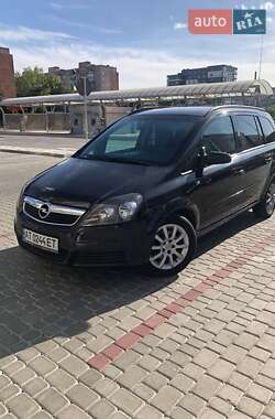 Минивэн Opel Zafira 2006 в Ивано-Франковске