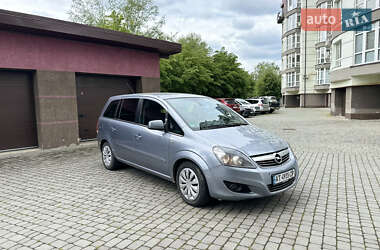Минивэн Opel Zafira 2011 в Ивано-Франковске