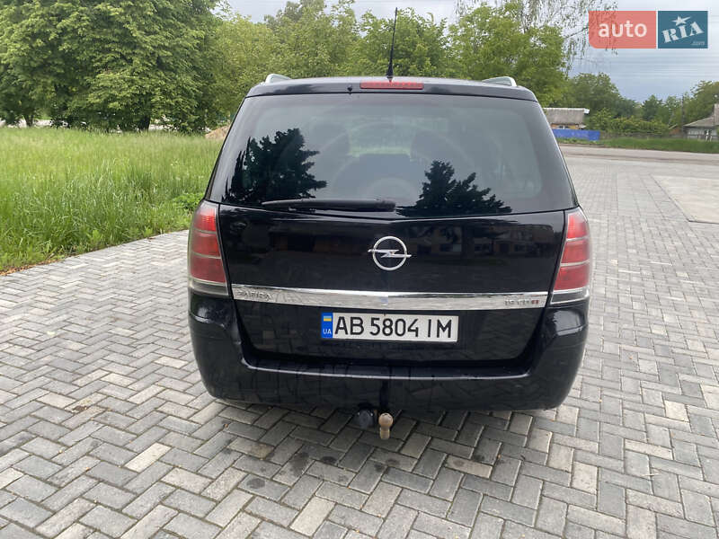 Мінівен Opel Zafira 2007 в Немирові